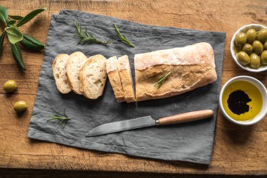 İtalyan ciabatta ekmeği