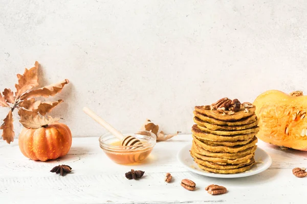 Pumpkin pancakes — Stock Photo, Image