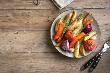 fırın kavrulmuş sebzeler