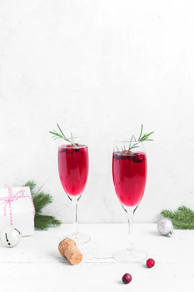 Christmas cranberry mimosa — Stock Photo, Image
