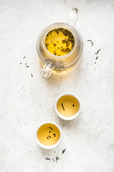Τσάι Έννοια Διαφανή Τσαγιέρα Και Φλιτζάνια Τσαγιού Πράσινο Τσάι Παραδοσιακή — Φωτογραφία Αρχείου