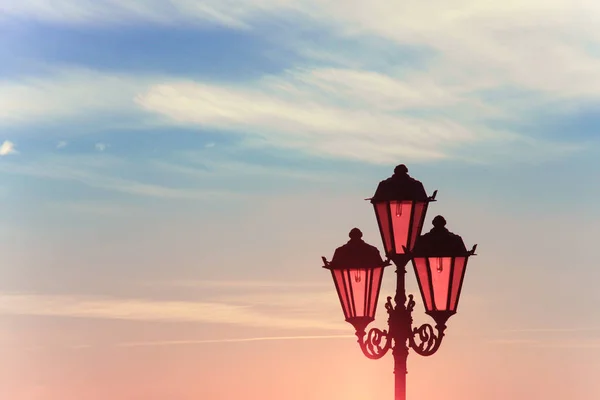 Retro Street Lamp Embankment River Light Setting Sun Sunset — Stock Photo, Image