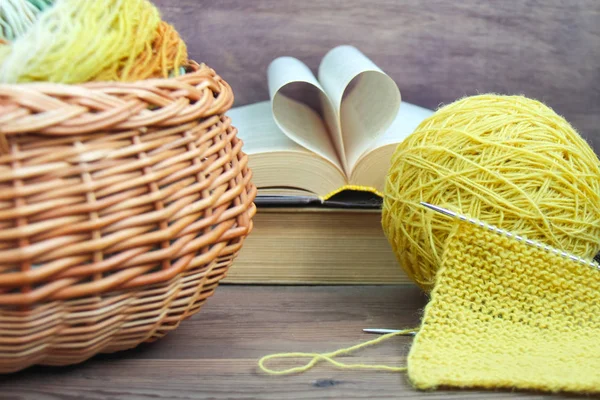 Knitting Yellow Wool Needles Basket Old Books Pages Heart Wooden — Stock Photo, Image