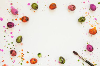 Yumurta Paskalya için ev eğlence boyamak için kavramı