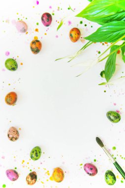 Yumurta Paskalya için ev eğlence boyamak için kavramı