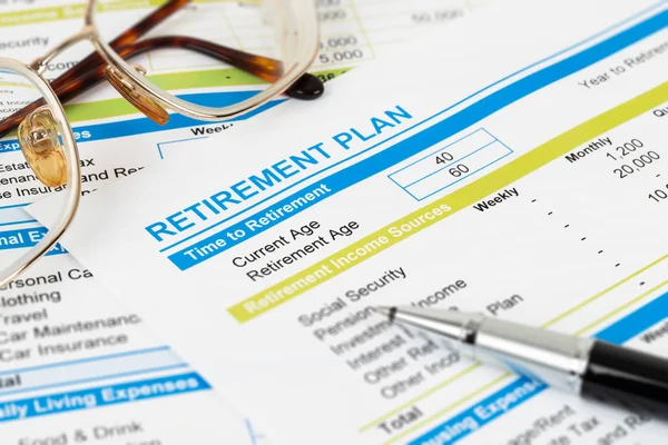 Retirement Plan Glasses Pen Document Mock — Stock Photo, Image
