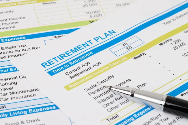 Retirement Plan Pen Document Mock — Stock Photo, Image