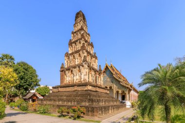 Antik pagoda adlı: Lamphun, Thailand kuzeyinde Wat Chamthewi