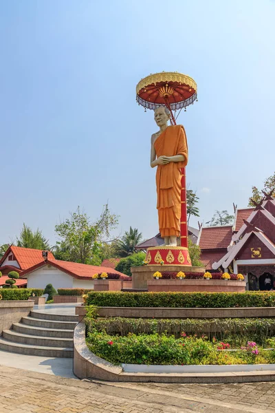 Lampang Tailândia Fevereiro 2018 Estátua Luang Phor Kasem Khemako Cemitério — Fotografia de Stock