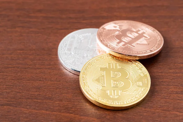 Gold Silver Bronze Bitcoin Token Wooden Background — Stock Photo, Image