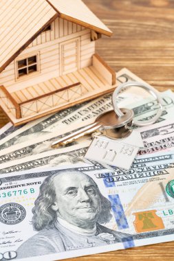Mortgage için model evi ve doları para banknot kavramı