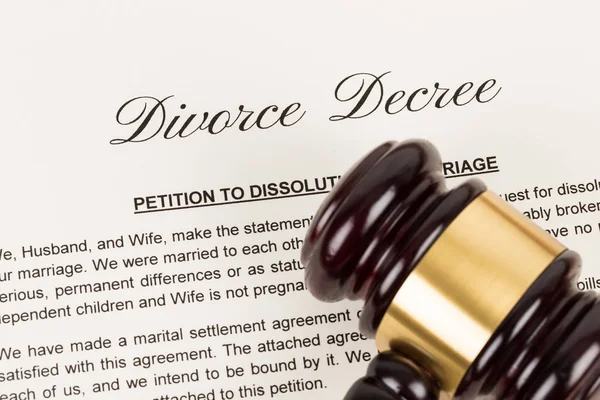 Ahşap Yargıç Tokmak Boşanma Kararı Mock Belgedir — Stok fotoğraf