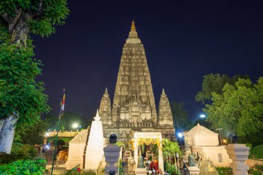 Mahabodhi Tapınağı'nda gece, bodh gaya, Hindistan. Nerede Gautam Buddha aydınlanma elde sitesi.