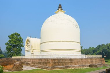 Parinirvana Stupa ve Tapınağı, Kushinagar, Hindistan