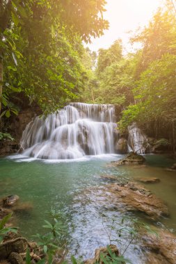 Huai Mae Khamin Şelalesi Kademe 3, Khuean Srinagarindra Ulusal 