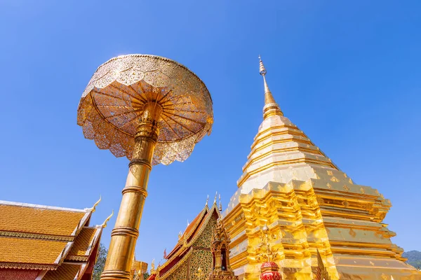 Wat Phra Att Doi Suthep är känt tempel i Chiang Mai, norra o — Stockfoto