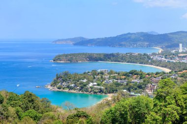 Güzel Andaman Denizi üzerinde hava manzarası ve Karo 'da 3 koy.