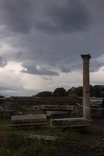Pompeii, ITALY - 04 November, 2018. Ancient ruins in Pompeii, Roman town near modern Naples — Stock Photo, Image