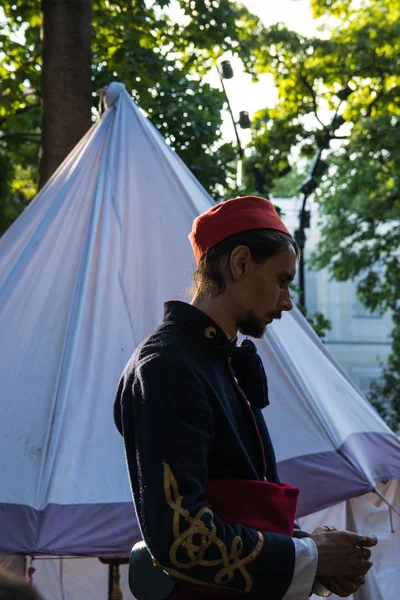 Moskova, Rusya - Haziran 2019: Tarihi festival Times ve çağlar. Yaşamın ve savaşların yeniden inşası. — Stok fotoğraf