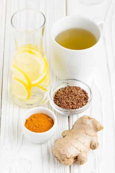 Super Foods Turmeric Ginger Lemon Flax Seeds Green Tea — Stock Photo, Image
