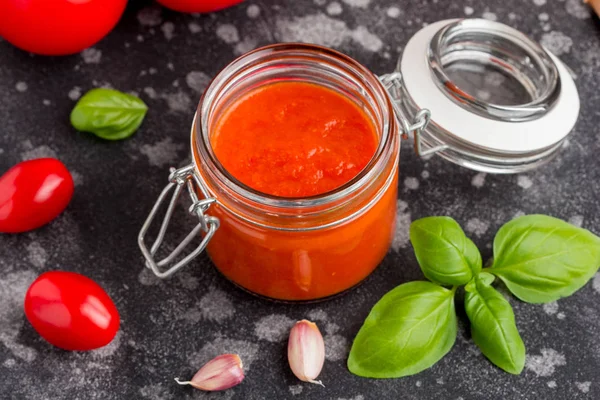 Rode Tomatensaus Voor Pasta Pizza Italiaanse Klassieke Gerechten — Stockfoto