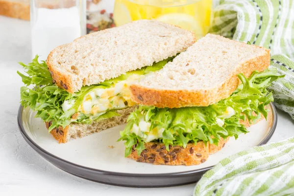 Яєчний Салат Сендвіч Зелень Салат Смачний Здоровий Сніданок — стокове фото