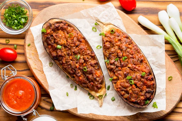 Stuffed Eggplant Aubergine Ground Beef Pork Vegetables Tomato Sauce Rustic — Stock Photo, Image