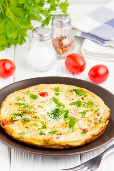 Omelet Broccoli Tomato Delicious Healthy Breakfast Traditional Morning Food Children — Stock Photo, Image
