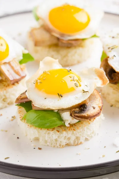 Canapes Fried Mushrooms Quail Egg Soft Cheese Basil Beautiful Appetizer — Stock Photo, Image