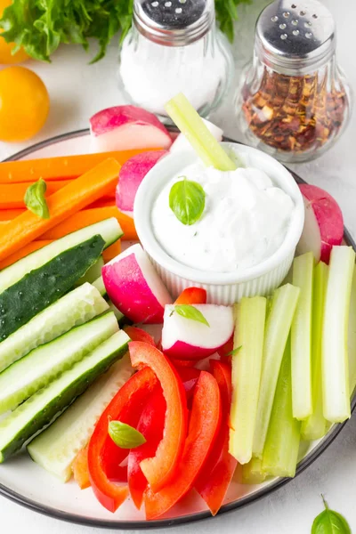 Tasty Vegetable Sticks Cucumber Pepper Carrots Celery Radishes White Sauce — Stock Photo, Image