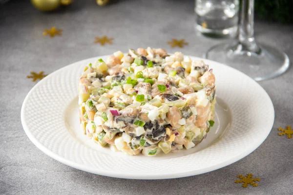 Russian Salad Meat Potatoes Egg Cucumber Beans Onion Mushrooms Mayonnaise — Stock Photo, Image