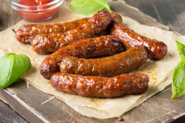 Grilled sausages with meat (beef, pork, lamb) and spices, hot me — Stock Photo, Image