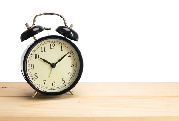 Beyaz arkaplanda retro alarm saati
