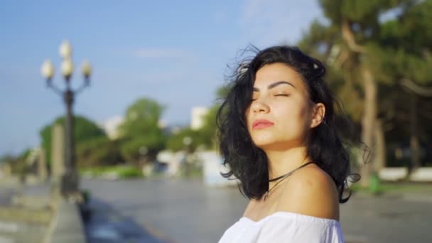 Retrato de una hermosa chica tártara — Vídeos de Stock