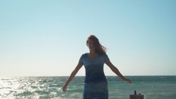 Beautiful Girl Close Girl Poses Camera Blue Dress Background Sea — Stock Video