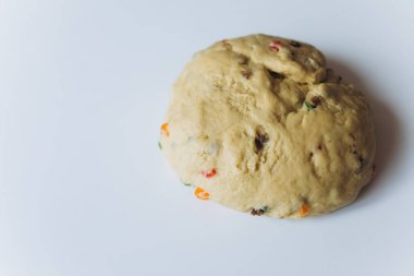 Tatlı kuru üzüm hamur yapma 