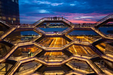Hudson Yards Gemi
