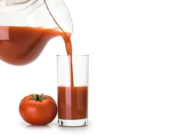 Remplissage Verre Haut Par Jus Tomate Cruche Verre Est Isolé — Photo