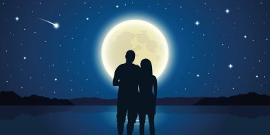 romantik bir gece çift dolunay ve sabit yıldız ile denizde aşık