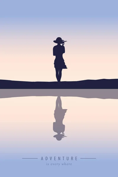 Solitario estate ragazza presso il lago al tramonto — Vettoriale Stock