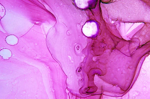 Moderne Stiltrends Flüssige Tinte Auf Violettem Hintergrund Tusche Farbe Abstraktes — Stockfoto