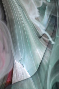  Petri sanatı - resimde modern bir teknik, epoksiye alkollü mürekkep ekleyerek yaratılır. Sertleştikten sonra mürekkep damlaları sertleşir ve alg, karamel resifleri ve deniz yatağı gibi görünür..