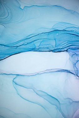 Alkol mürekkebi deniz dokusu. Artistik parlak sıçrama. Sıvı sanat eseri. Soyut ruhani girdap. Sanat eserinin bir parçası. Moda modern sanat. Gökyüzünden esinlenildiği kadar buhar ve dumandan da..