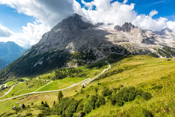 Marmoladan Jäätikkö Majesteettinen Dolomiittien Passo Fedaian Kuningatar Dolomiittien Vuoristo Italia — kuvapankkivalokuva