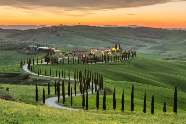 Tramonto Sul Tipico Paese Della Toscana Italia — Foto Stock