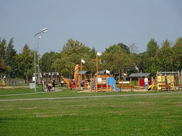 Playground Baby Kids Family Parents Entertainment Center Place Outdoor Holidays — Stock Photo, Image