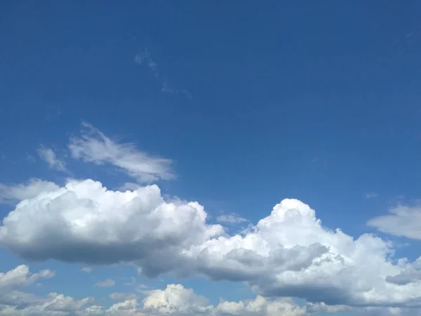 Langit Yang Mempunyai Awan Awan Langit Langit Biru Awan Putih — Stok Foto