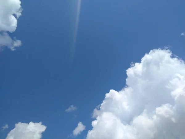 Céu Com Nuvens Nuvens Céu Céu Azul Nuvens Brancas Sonhar — Fotografia de Stock