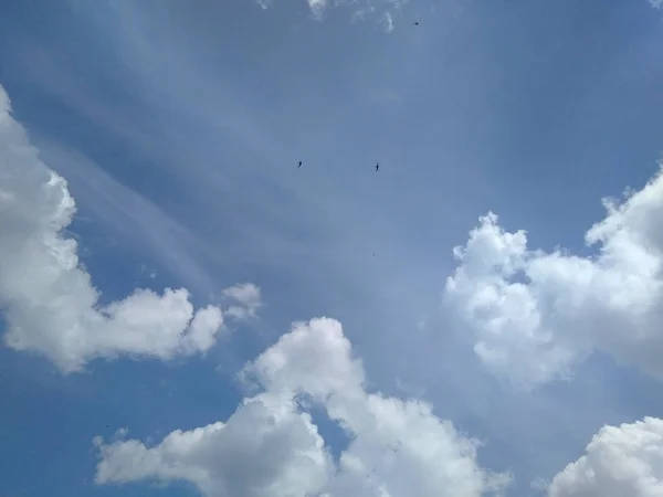 Céu Com Nuvens Nuvens Céu Céu Azul Nuvens Brancas Sonhar — Fotografia de Stock