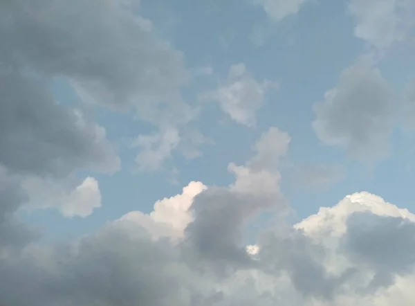 Céu Com Nuvens Nuvens Céu Céu Azul Nuvens Brancas Sonhar — Fotografia de Stock